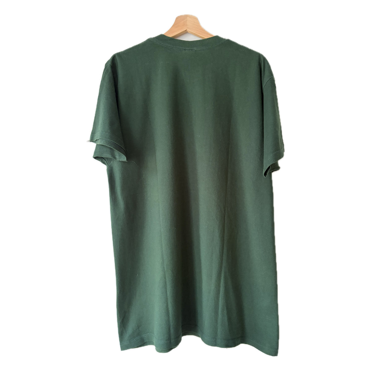 Reach The Sky - Original Vintage early 00’s T-shirt